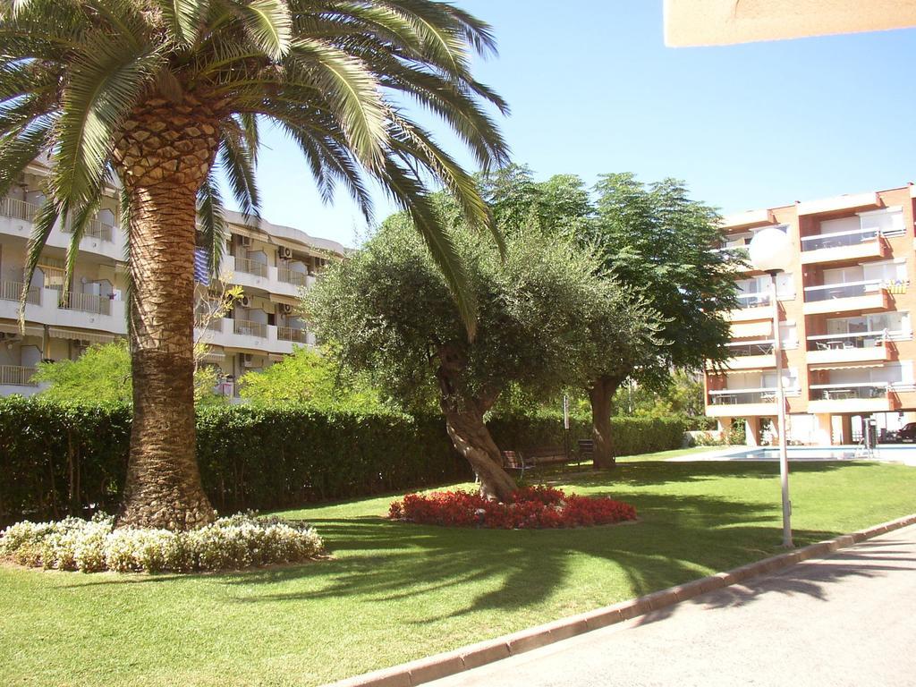Apartamentos Alquihouse Vilafortuny Cambrils Exterior photo
