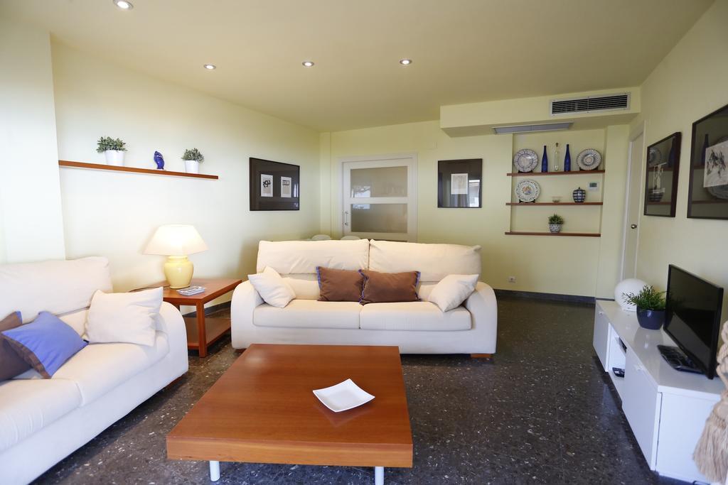 Apartamentos Alquihouse Vilafortuny Cambrils Room photo