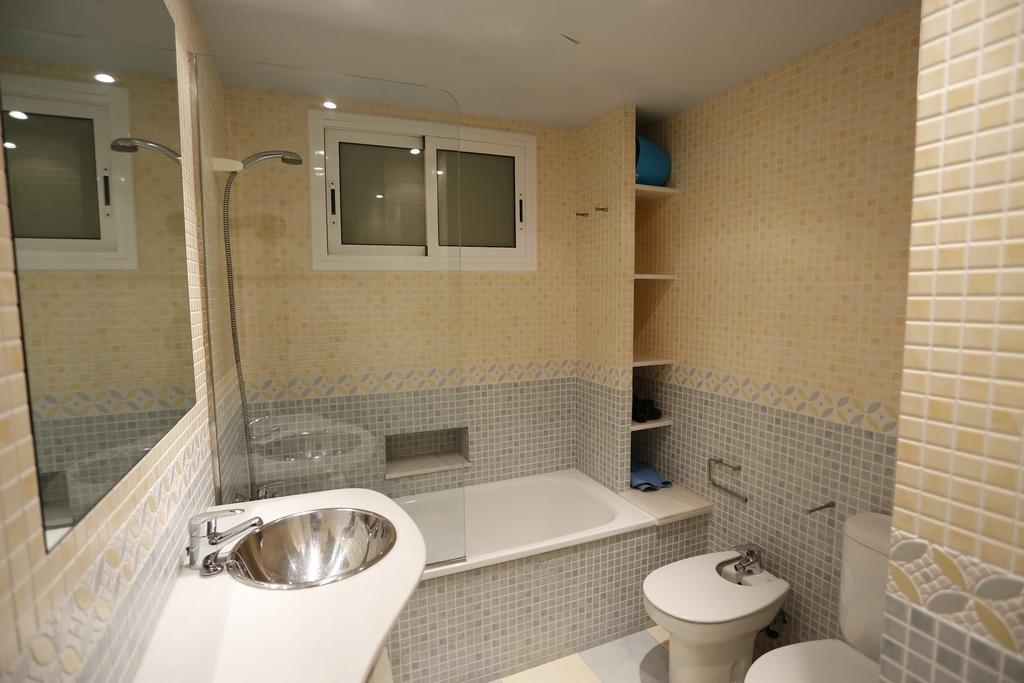 Apartamentos Alquihouse Vilafortuny Cambrils Room photo
