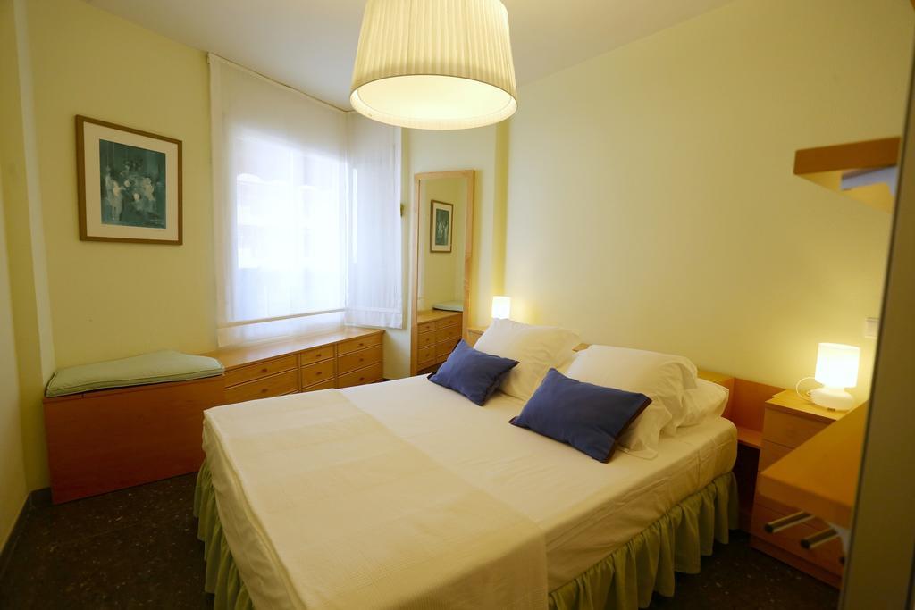 Apartamentos Alquihouse Vilafortuny Cambrils Room photo