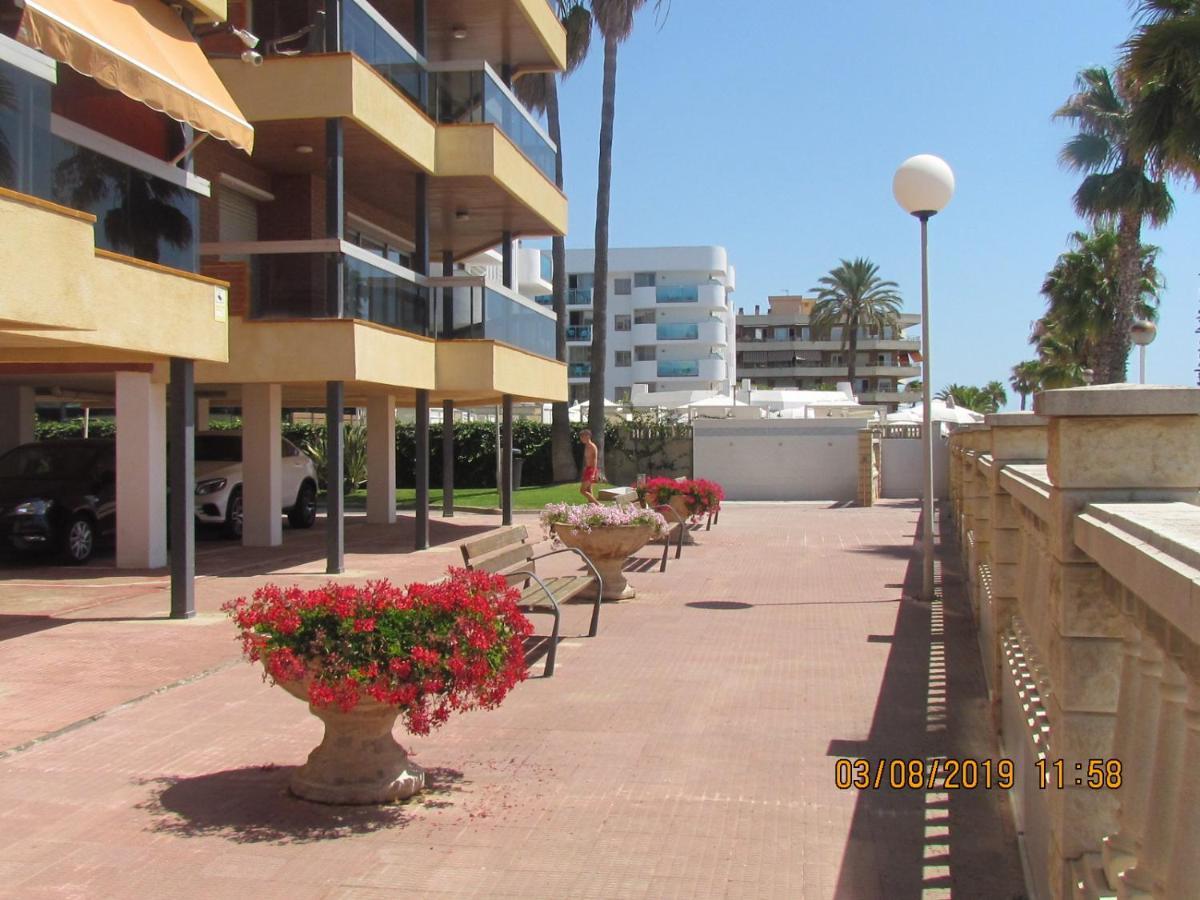 Apartamentos Alquihouse Vilafortuny Cambrils Exterior photo